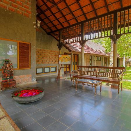 Punnamada Resort Alappuzha Exterior photo